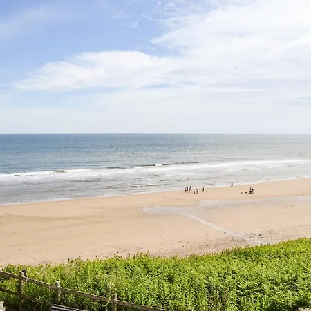 The - Uk34712 Reighton